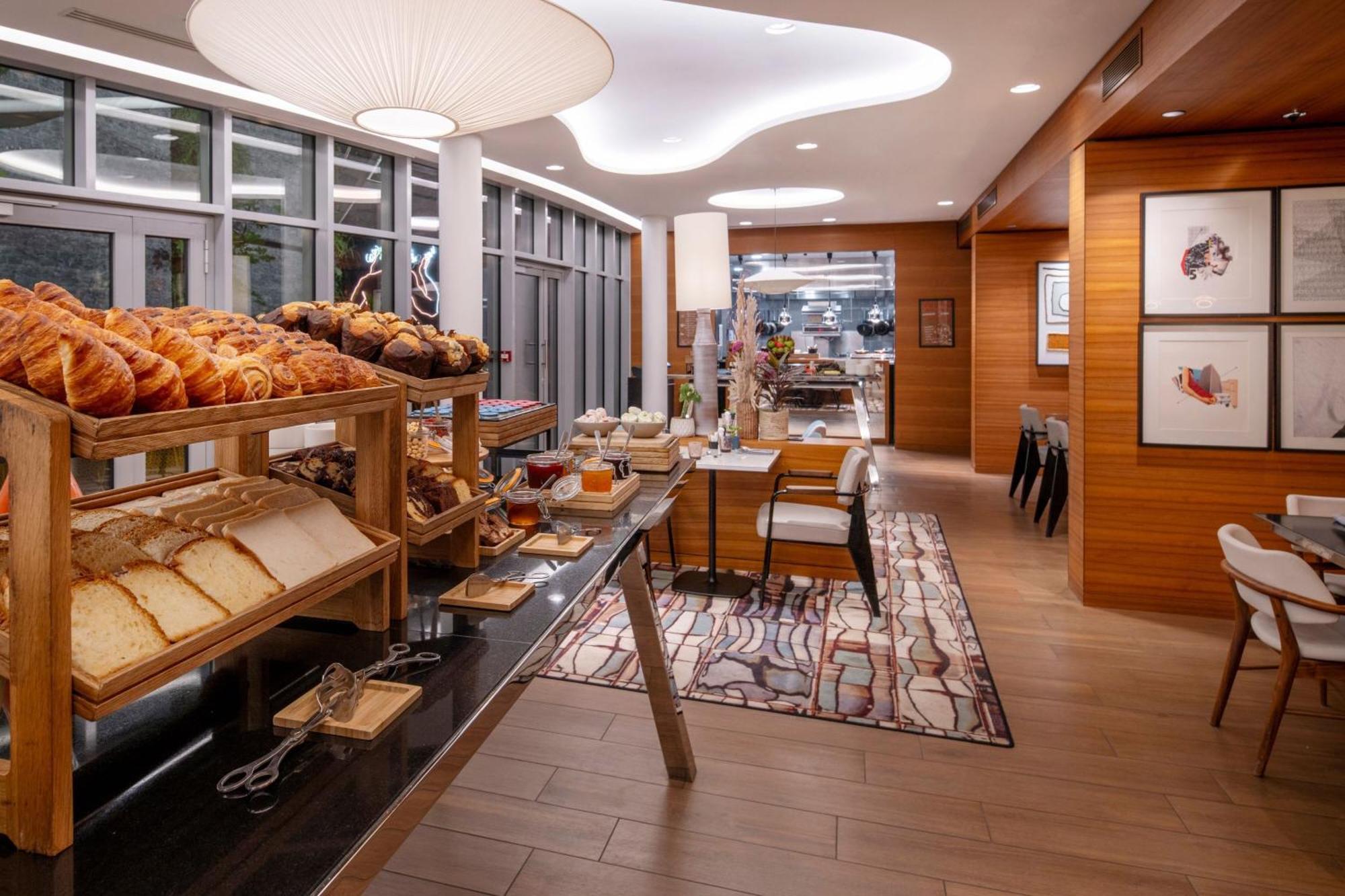 Renaissance Paris Republique Hotel & Spa Luaran gambar